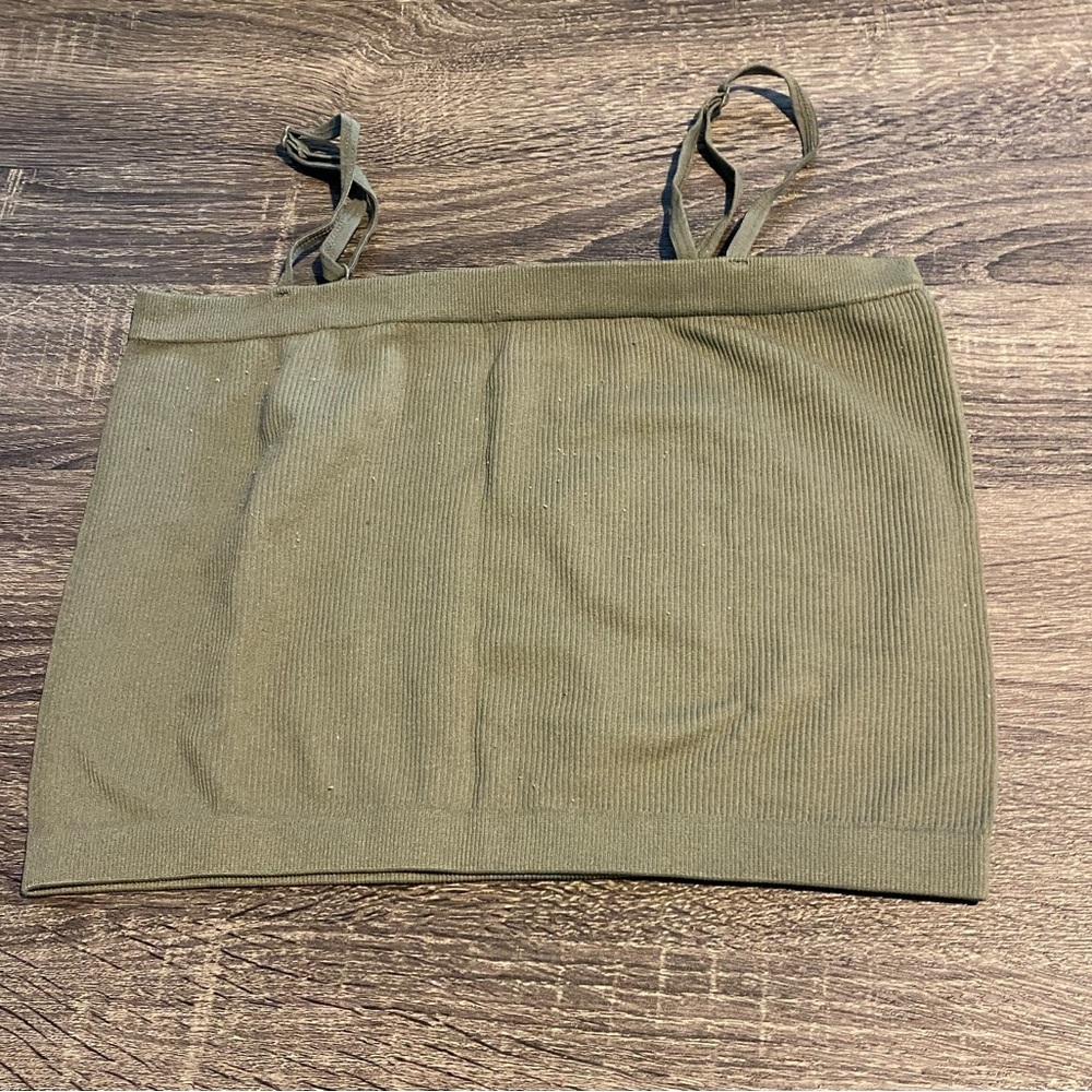 Bozzolo Green Cropped Tank Top​​